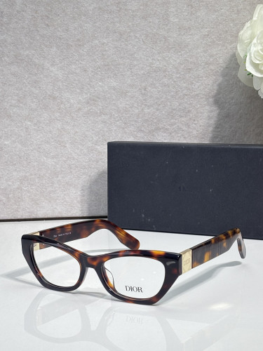Dior Sunglasses AAAA-4879