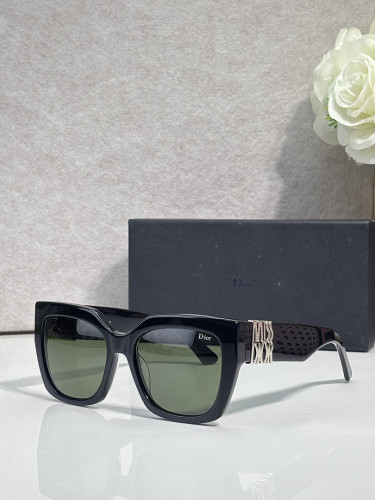 Dior Sunglasses AAAA-4874