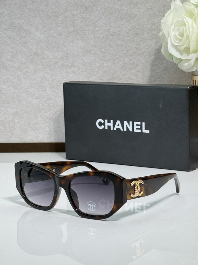 CHNL Sunglasses AAAA-6916
