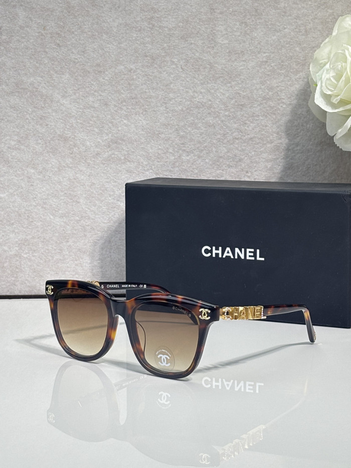CHNL Sunglasses AAAA-7372