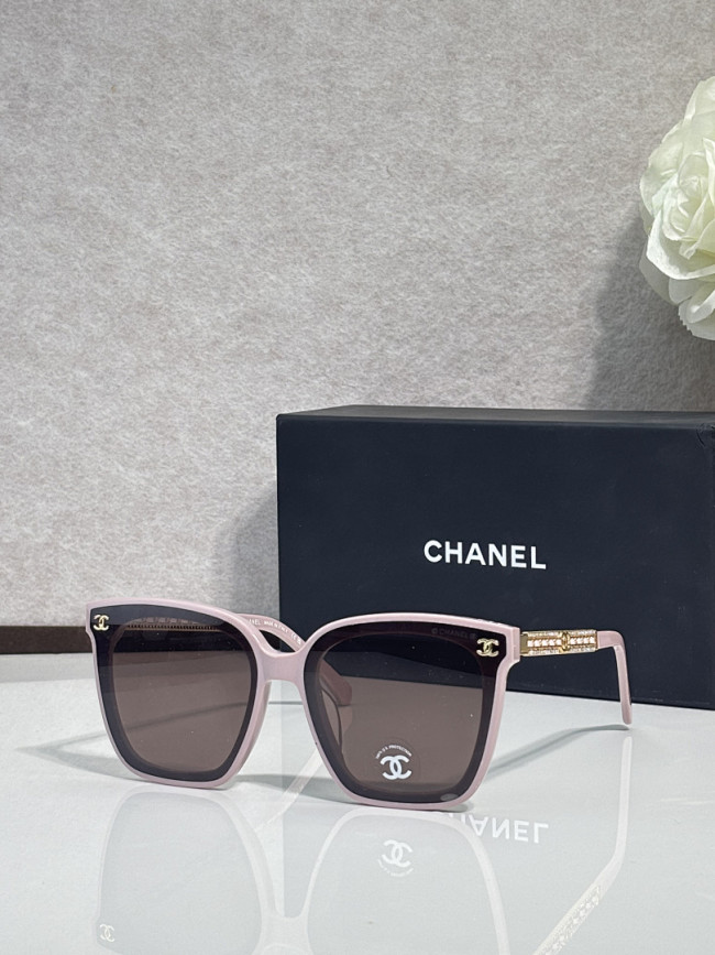 CHNL Sunglasses AAAA-7688