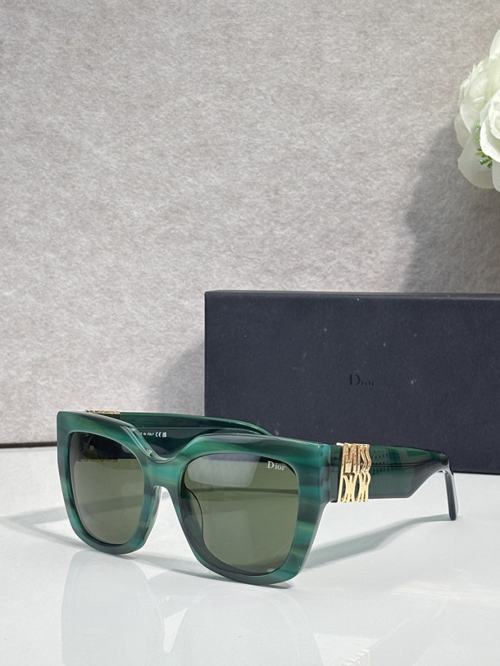 Dior Sunglasses AAAA-4873