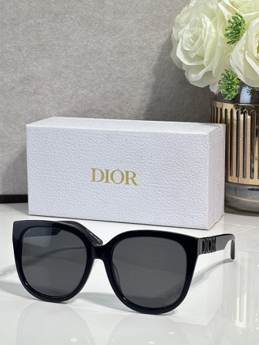 Dior Sunglasses AAAA-4826