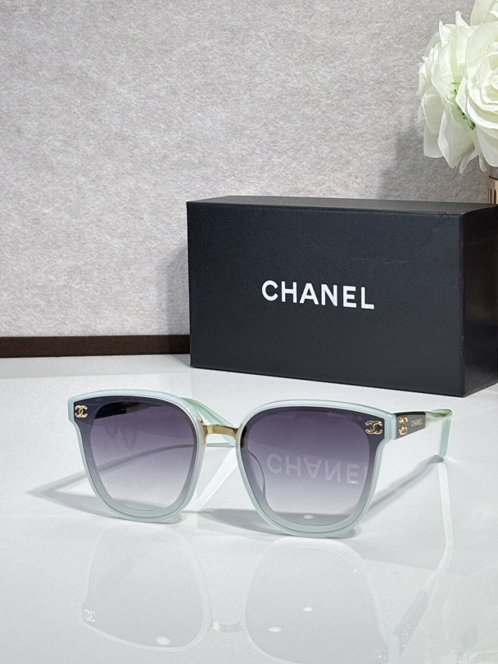 CHNL Sunglasses AAAA-7064