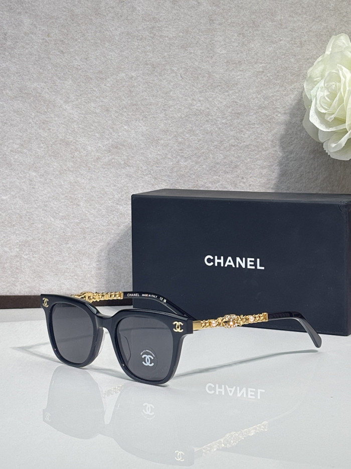 CHNL Sunglasses AAAA-7212