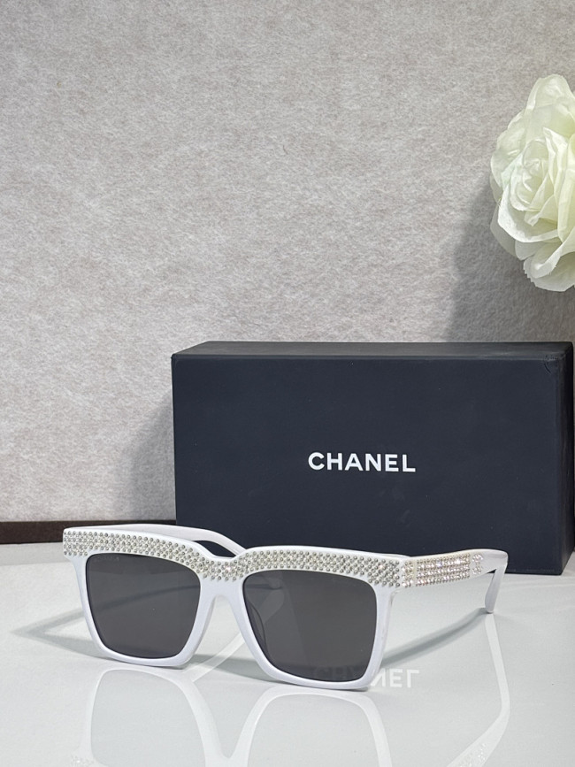 CHNL Sunglasses AAAA-7690