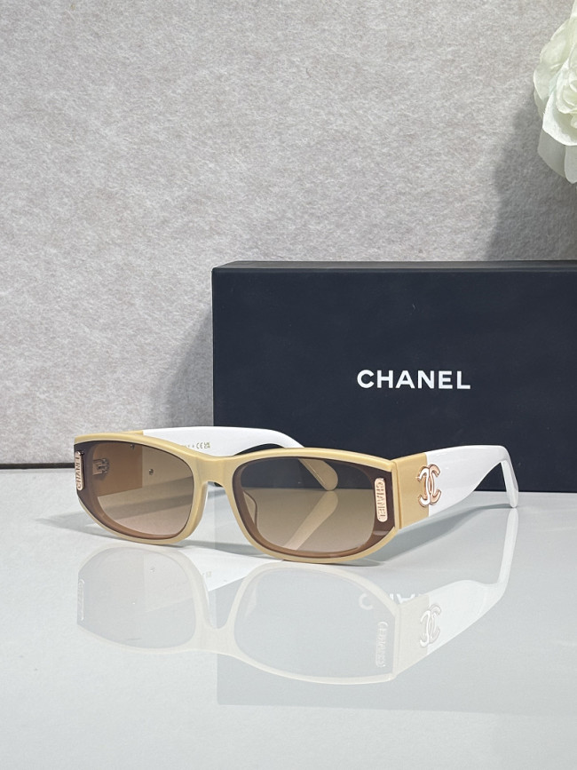 CHNL Sunglasses AAAA-7242