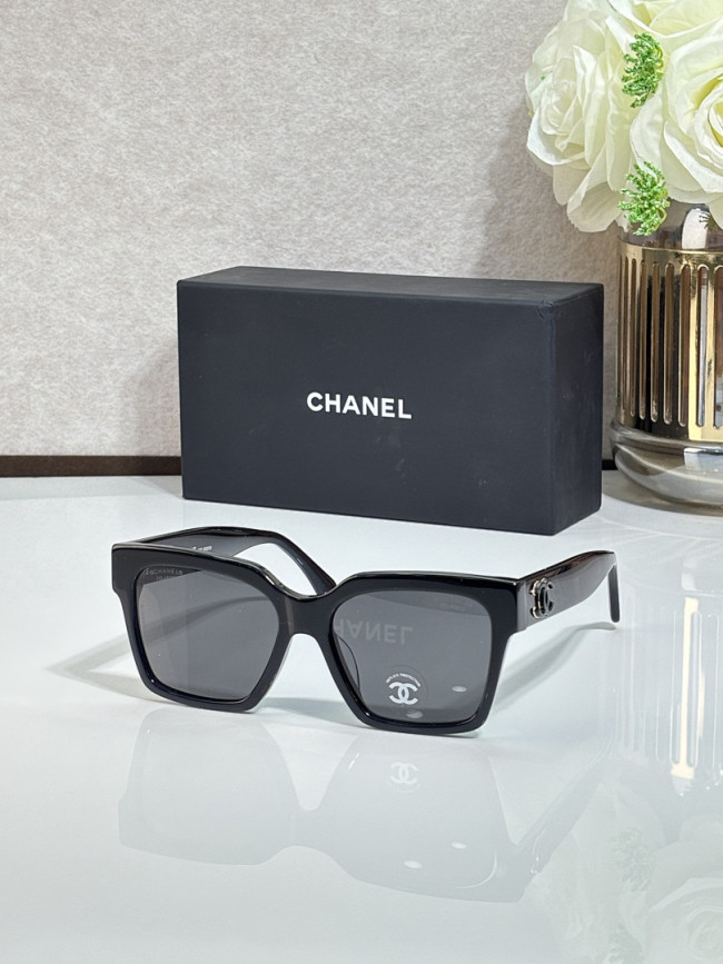 CHNL Sunglasses AAAA-7200