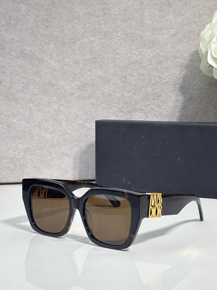 Dior Sunglasses AAAA-4941