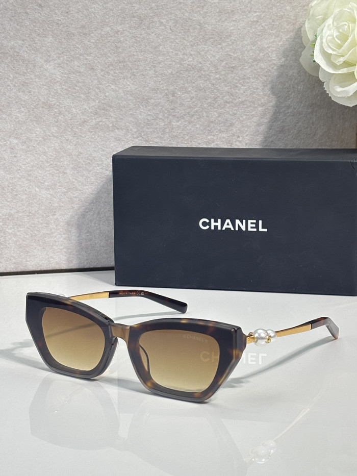 CHNL Sunglasses AAAA-7547