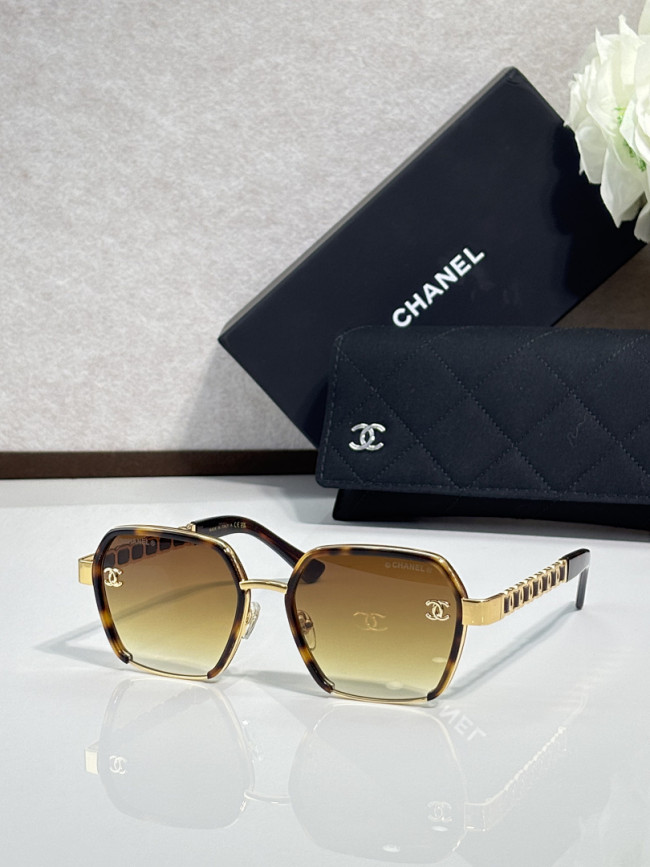 CHNL Sunglasses AAAA-7172