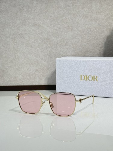 Dior Sunglasses AAAA-4716