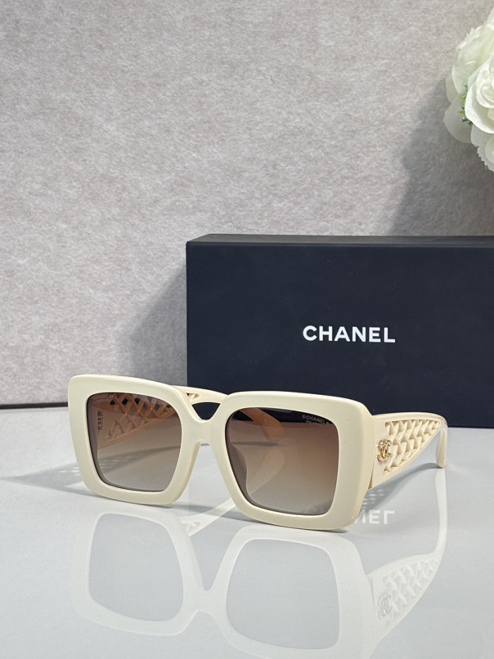 CHNL Sunglasses AAAA-7541