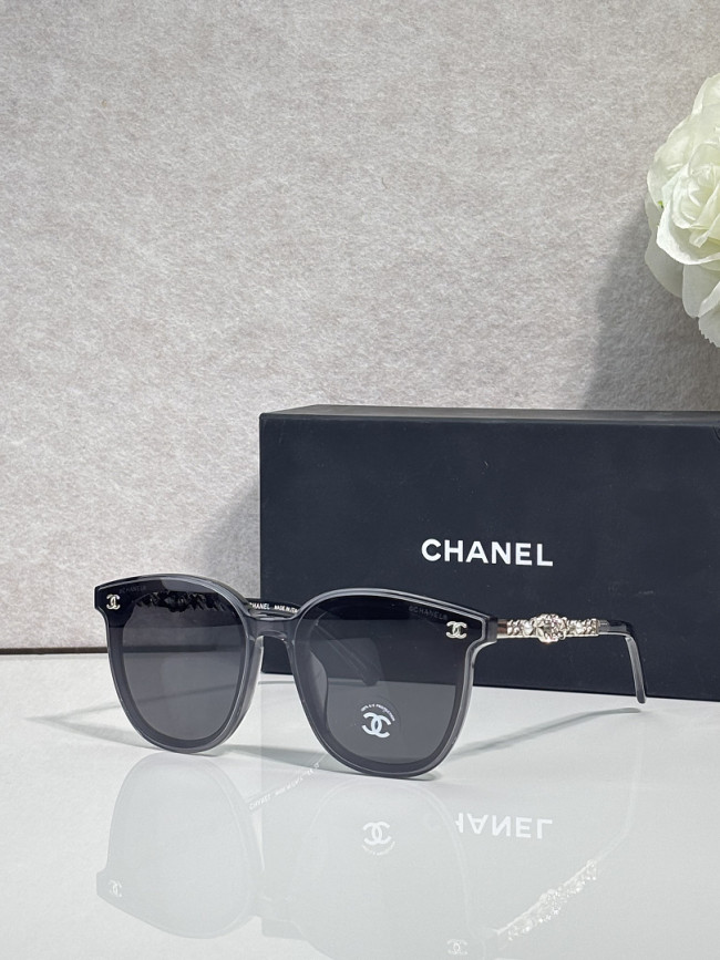 CHNL Sunglasses AAAA-7349