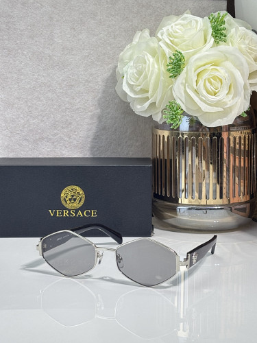 Versace Sunglasses AAAA-4682