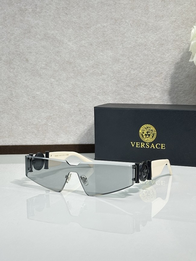 Versace Sunglasses AAAA-4710
