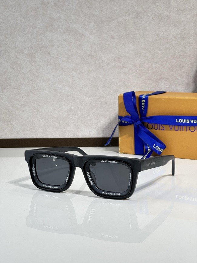 LV Sunglasses AAAA-7612