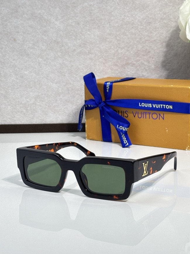 LV Sunglasses AAAA-7590