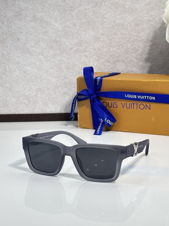 LV Sunglasses AAAA-7718
