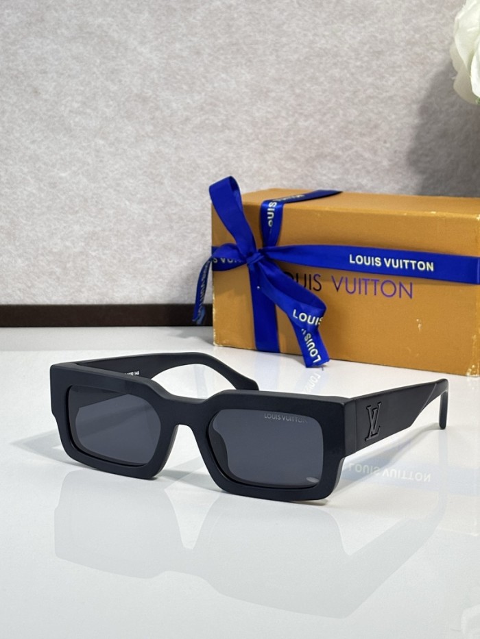 LV Sunglasses AAAA-7594