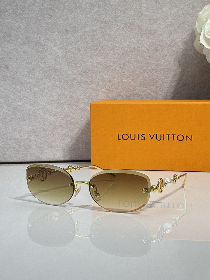 LV Sunglasses AAAA-7917
