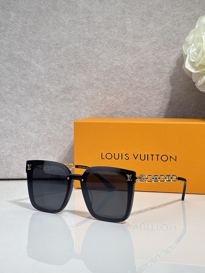 LV Sunglasses AAAA-7814