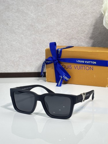 LV Sunglasses AAAA-7720