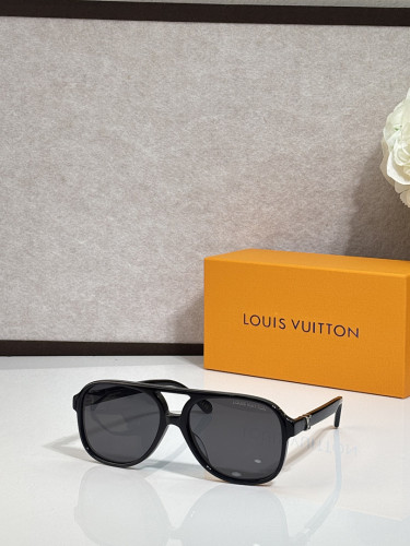 LV Sunglasses AAAA-7779