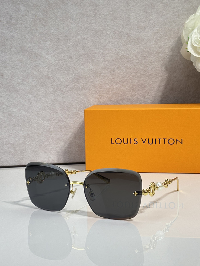 LV Sunglasses AAAA-7926