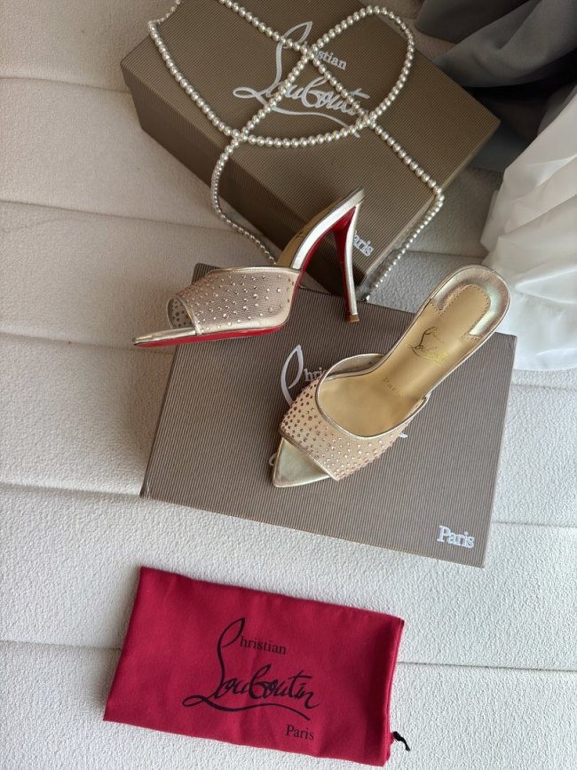 Christian Louboutin high heels 1:1 Quality-616