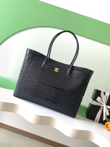 CHNL High End Quality Bag-708