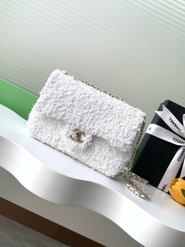 CHNL High End Quality Bag-744