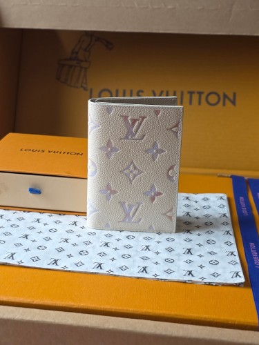 Super Perfect LV Wallet-873