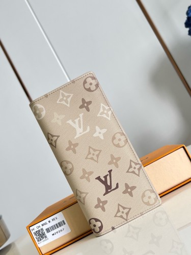 Super Perfect LV Wallet-854