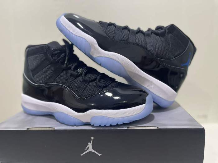 Authentic Air Jordan 11 “Space Jam”   2026