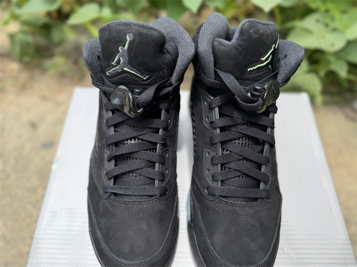 Authentic Air Jordan 5 “Halloween”