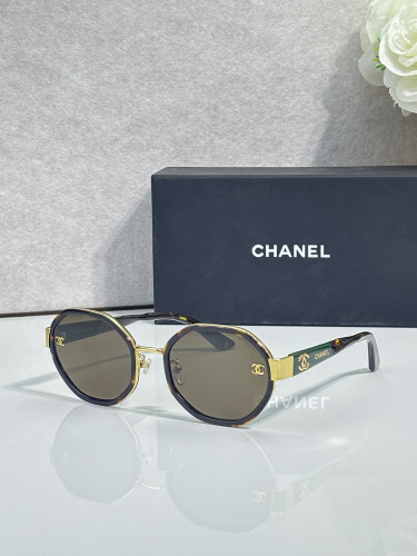 CHNL Sunglasses AAAA-8082