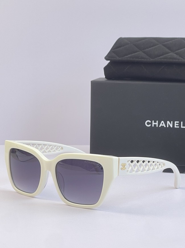CHNL Sunglasses AAAA-7844