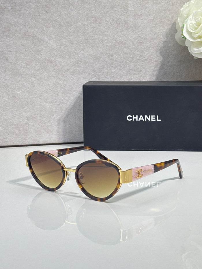 CHNL Sunglasses AAAA-8145