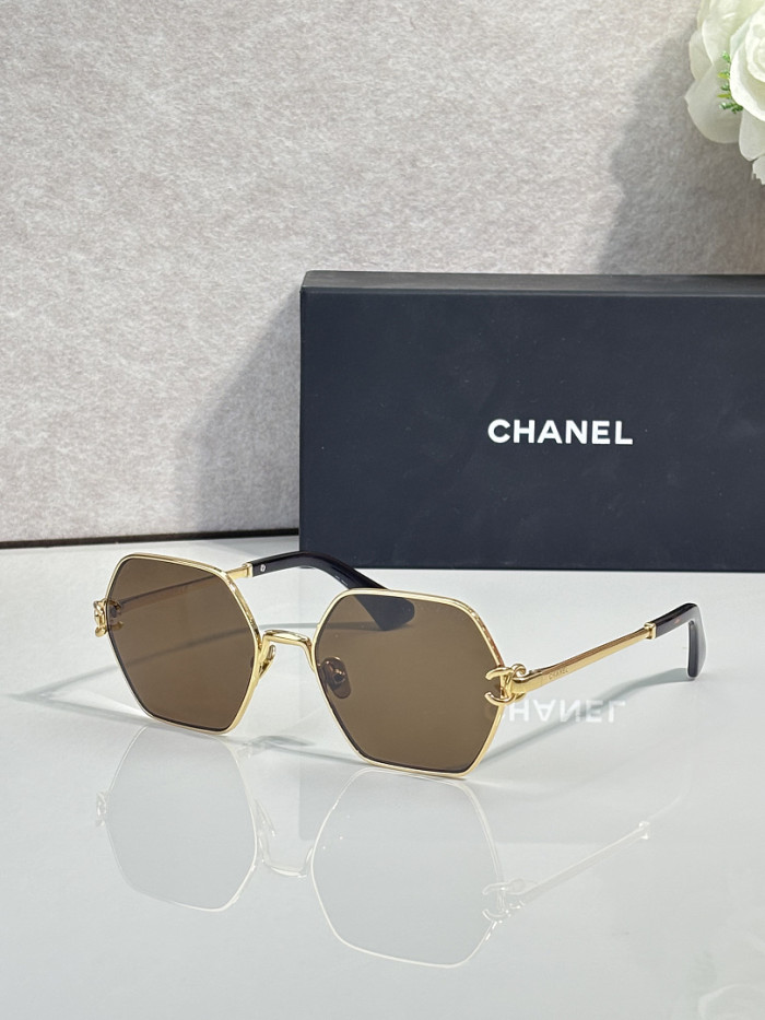 CHNL Sunglasses AAAA-8139