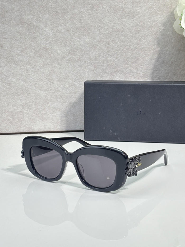 Dior Sunglasses AAAA-5129