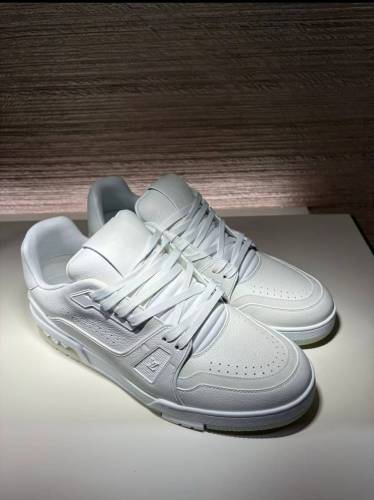 Super Max LV Shoes-4117