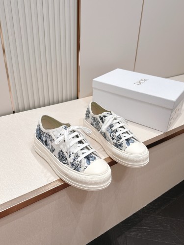 Dior Women Shoes 1：1 quality-790