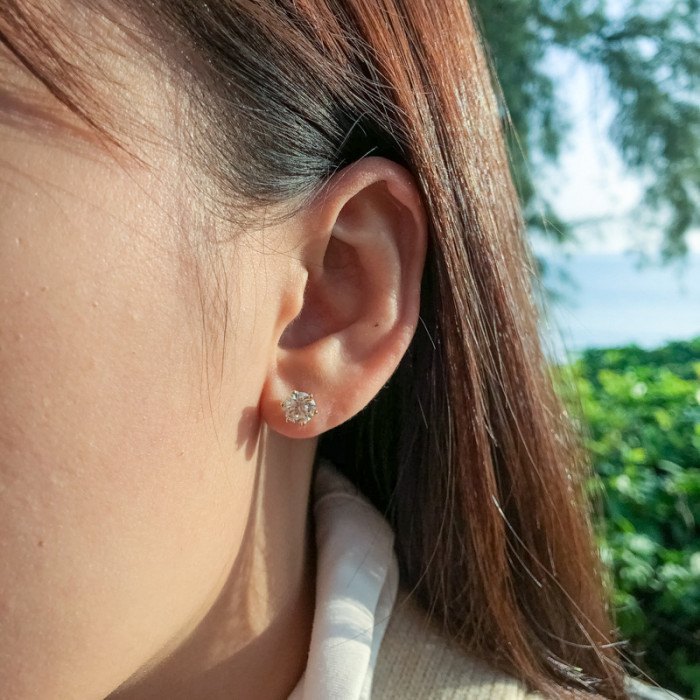 [Everyone] Moissanite Silver Earrings