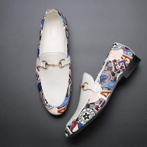 Fashion Buckle Stitching White Loafers