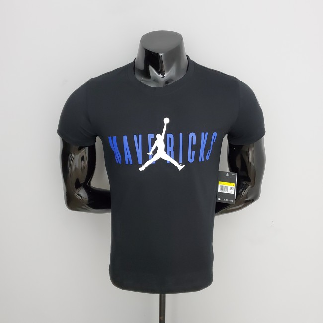 Dallas Mavericks Casual T-shirt