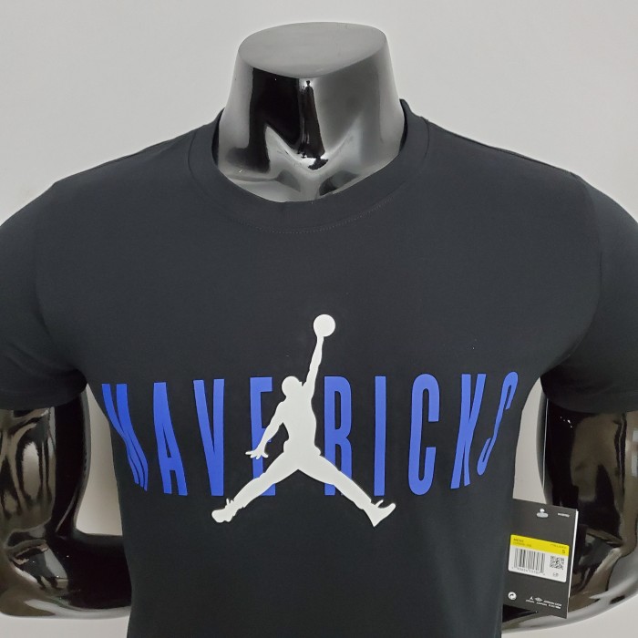 Dallas Mavericks Casual T-shirt