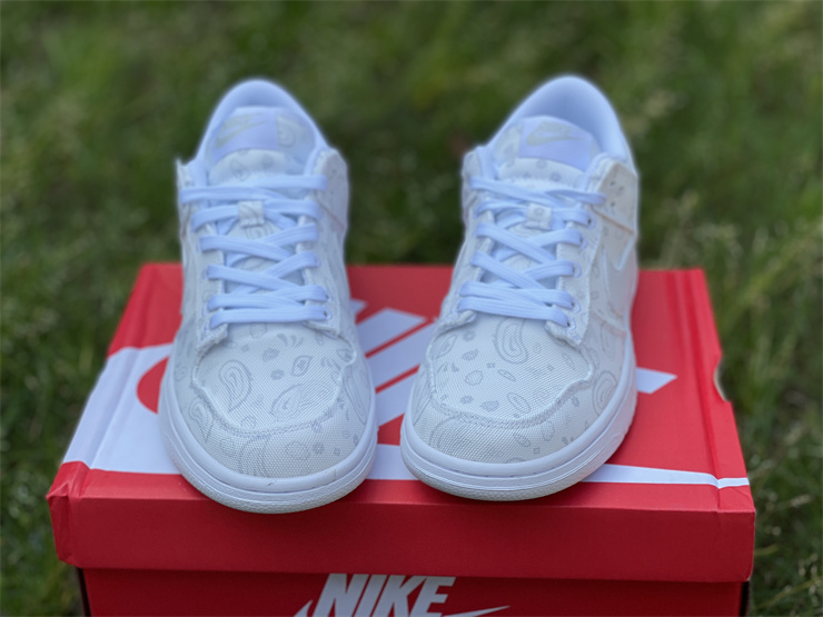 Dunk low white