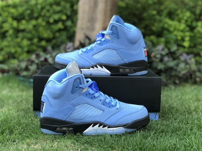 Air Jordan 5 UNC