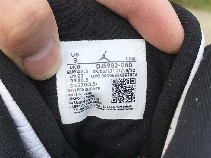 Air Jordan 13 Retro“Black Flint”